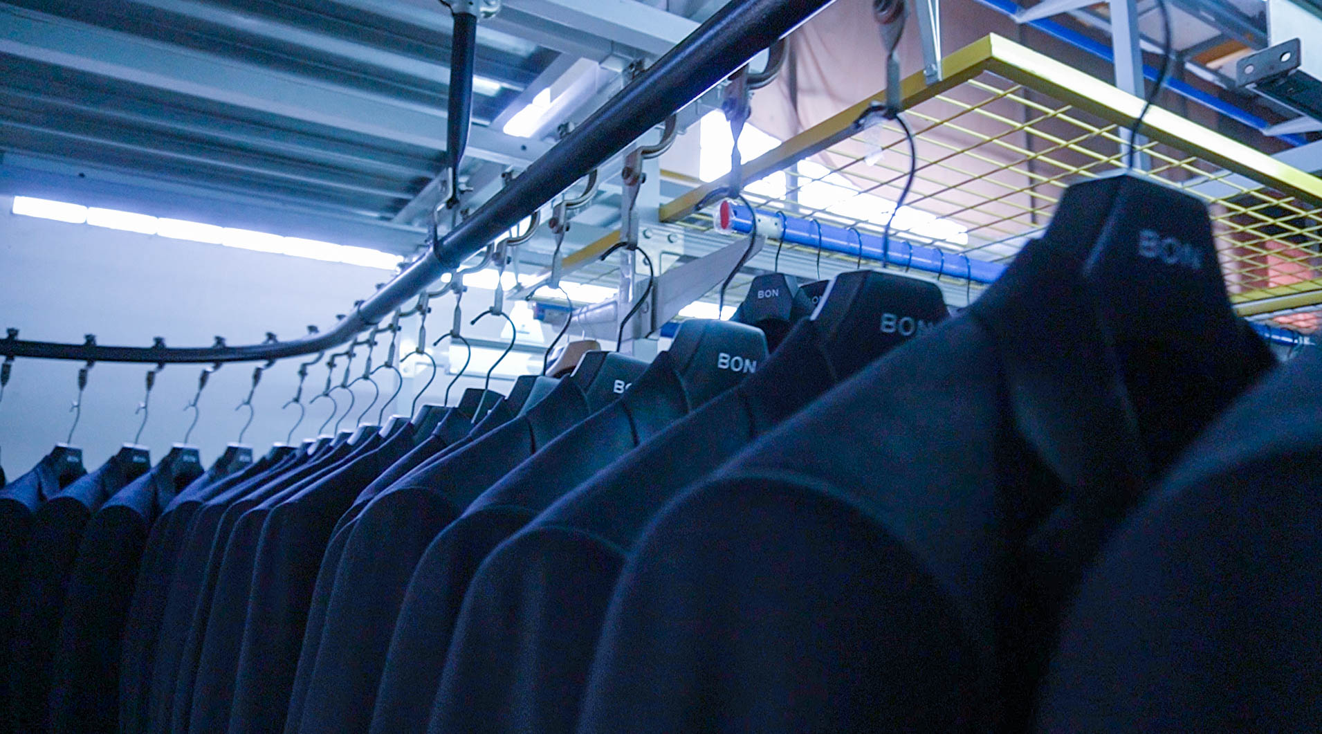 Automatic Hanger System